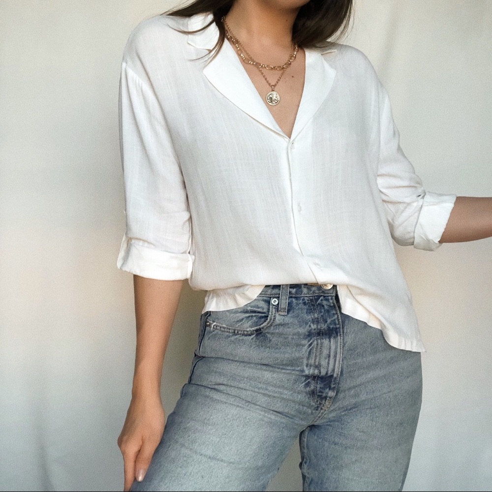 LAST —Classic-Chic Shirt - Picture 6 of 7